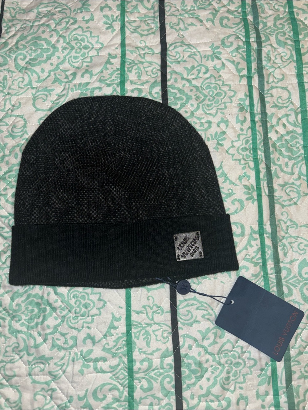 LV Petit Damier Beanie - Black/Grey